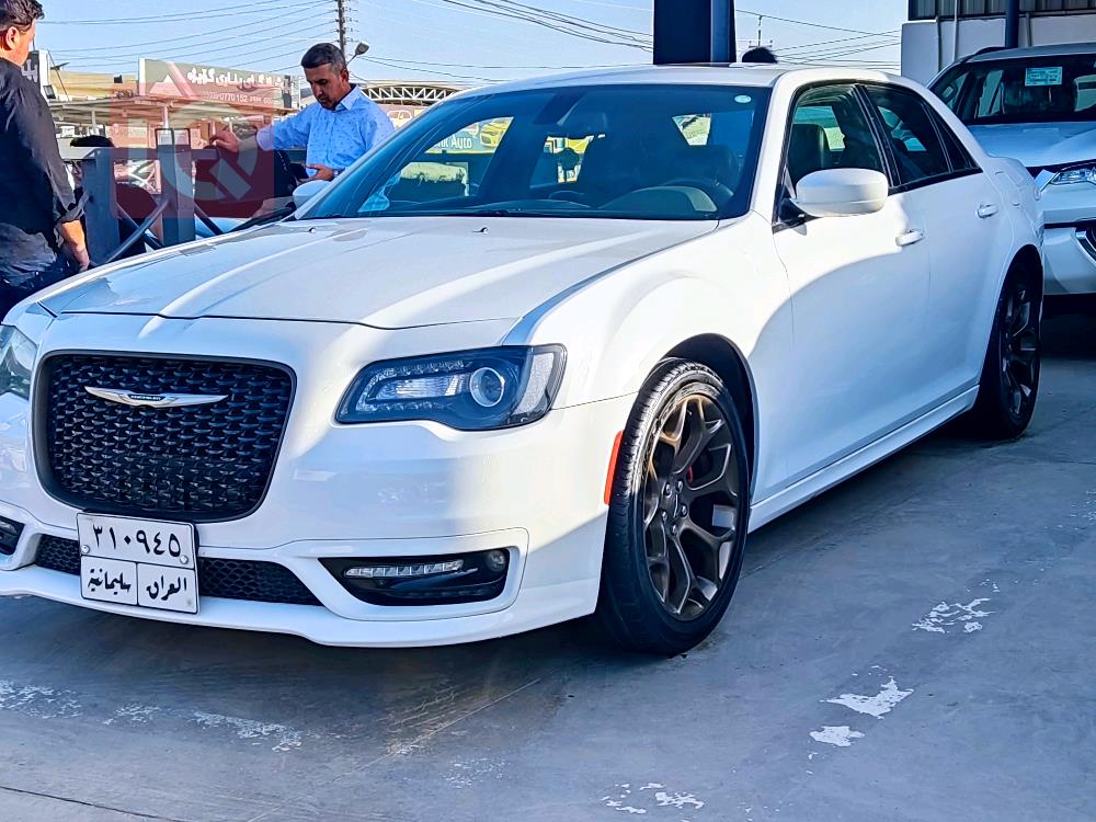 کرایسلەر 300